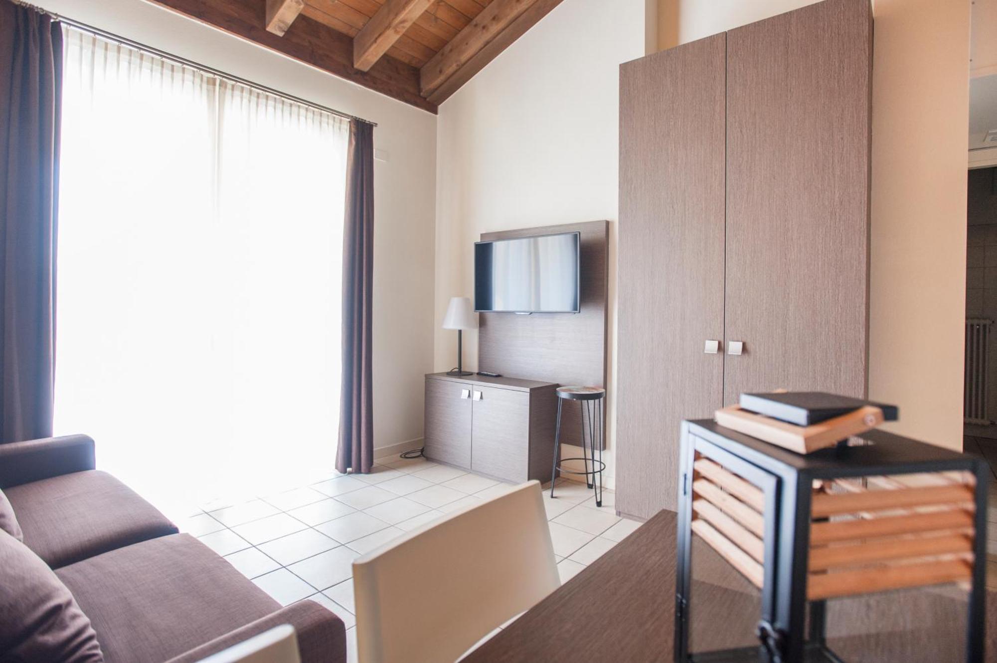 Residence Maroadi Torbole Sul Garda Kültér fotó